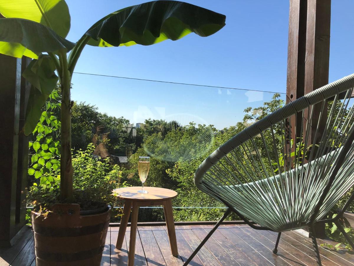 Pergola House In A Green Oasis With Fantastic View Apartamento Petrovaradin Exterior foto